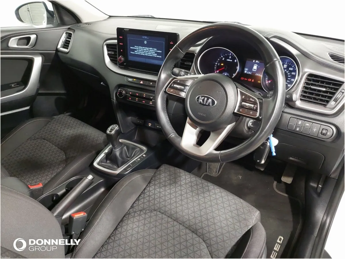 Kia ceed Diesel Hatchback 2 - Image 4