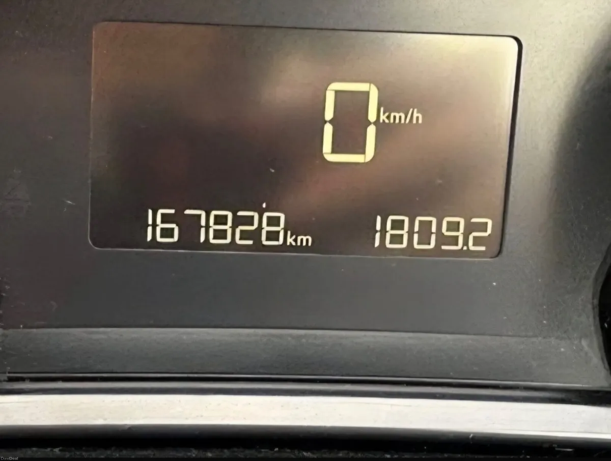 Peugeot 308 2015 - Image 4