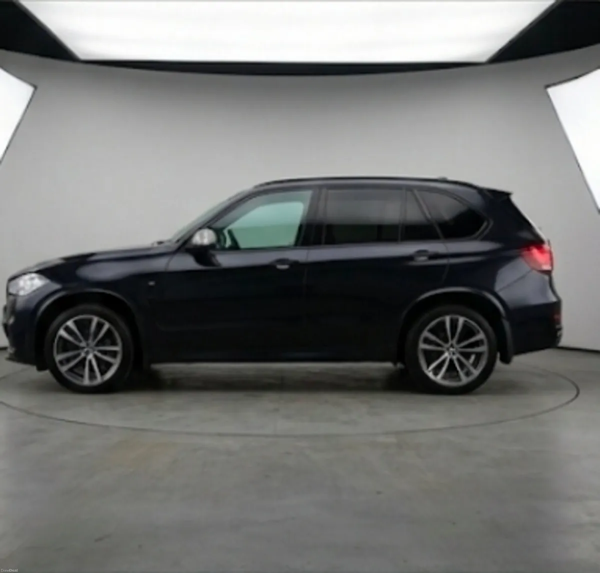 BMW X5 M50D - 2 SEAT COMMERCIAL (VAT QUALIFYING) - Image 4