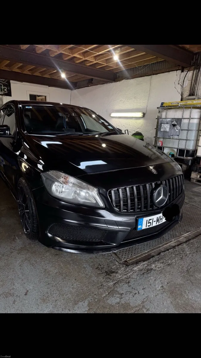 Mercedes A Class A180d AMG LINE 2015 - Image 1