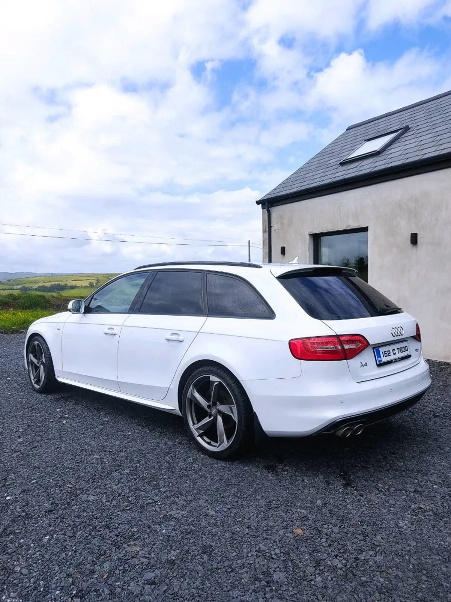 2015 Audi A4 Avant Auto Sline - Image 4