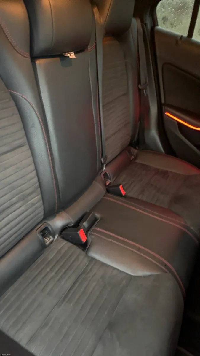 Mercedes A Class A180d AMG LINE 2015 - Image 4