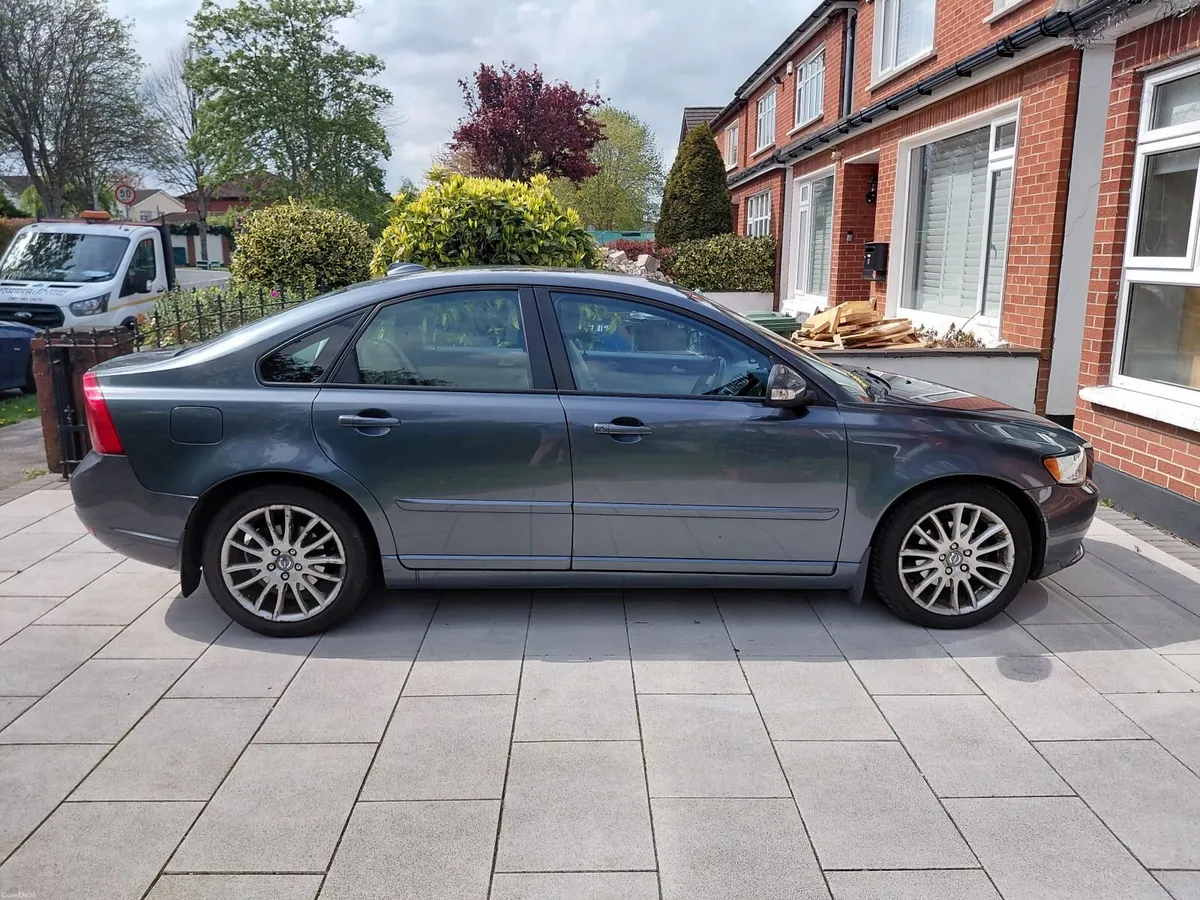 Volvo S40 2011 - Image 4