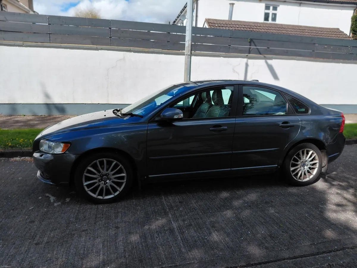 Volvo S40 2011 - Image 3