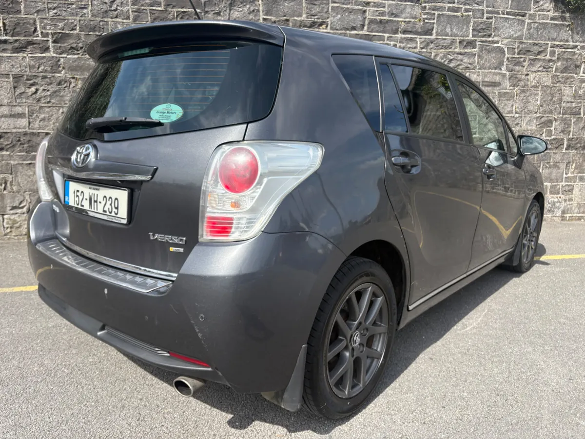 15 Toyota Verso 7 Seater! Pan roof trade ins 👍 - Image 4