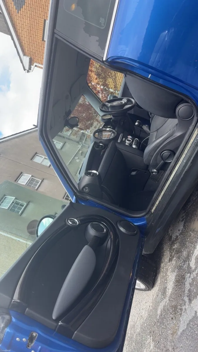 Mini Cooper - Image 4