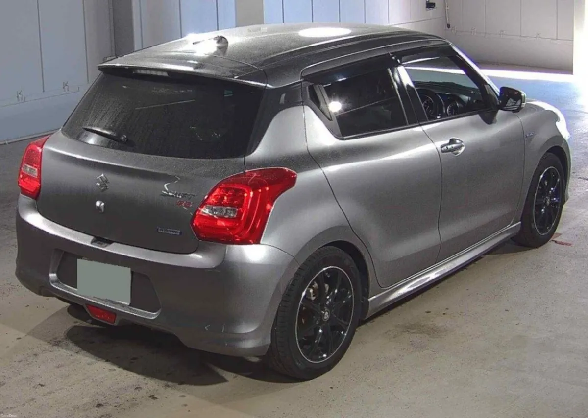 2018 Suzuki Swift Hybrid - Image 3