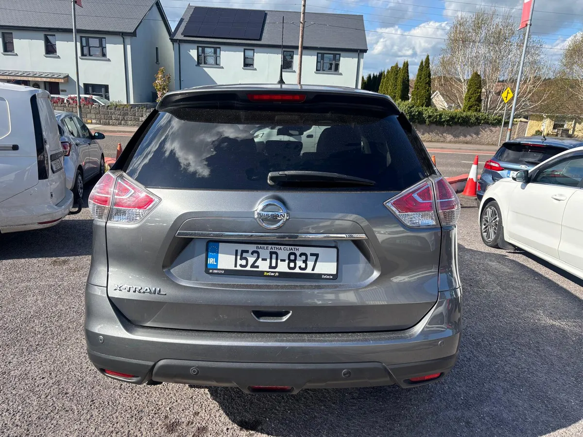 Nissan X-Trail 2015  7  SEATER  DIESEL - Image 2