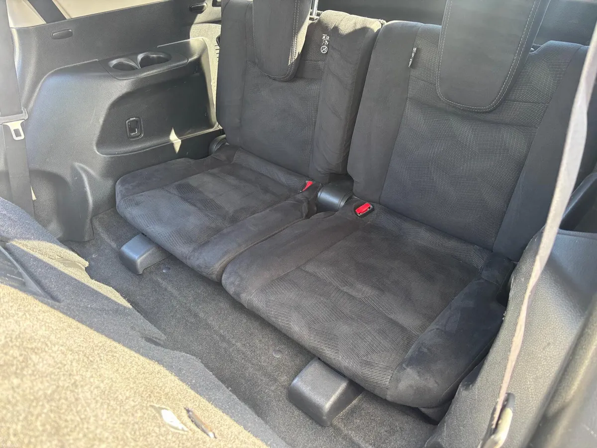 Nissan X-Trail 2015  7  SEATER  DIESEL - Image 6