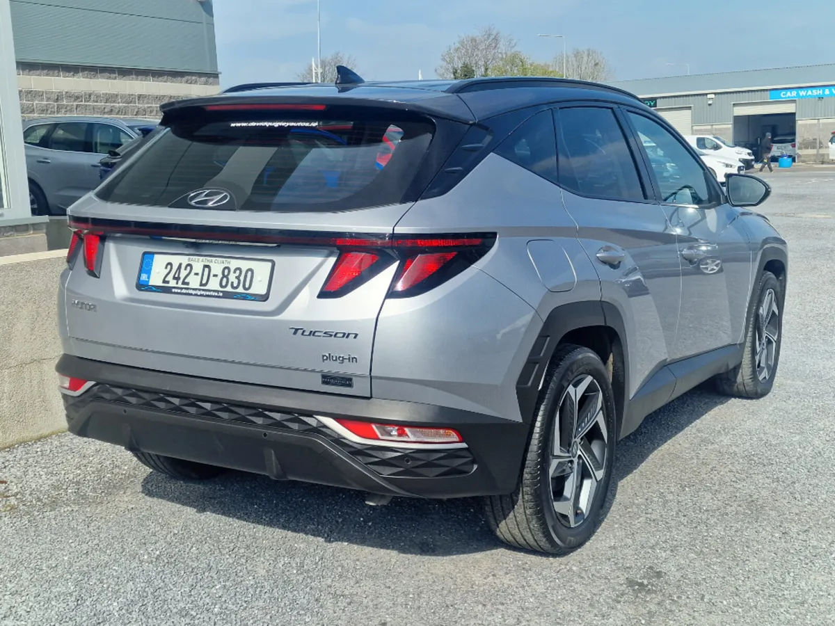 Hyundai Tucson Executive TWO Tone Phev 5DR AUTO - Image 3