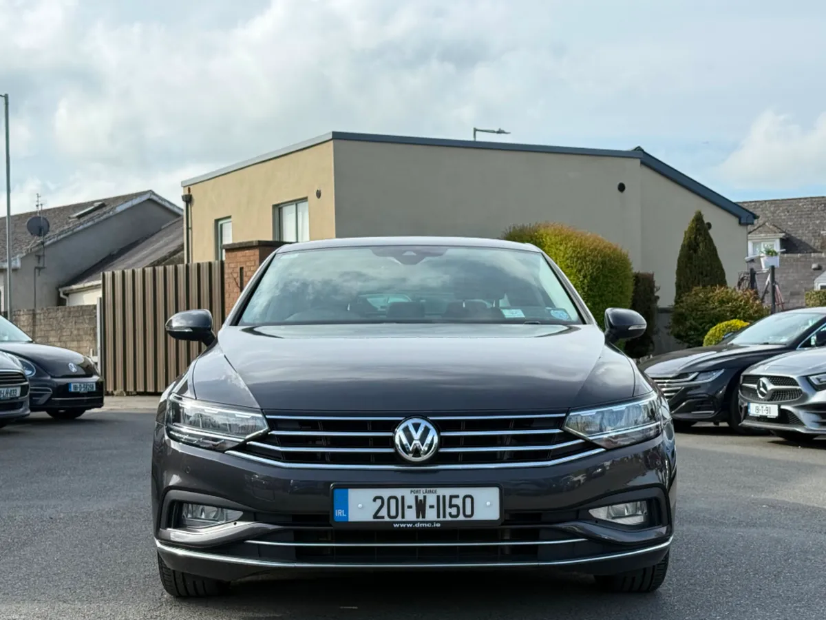 Volkswagen Passat ELEGANCE 1.5TSI 150BHP *LOW KMS - Image 2