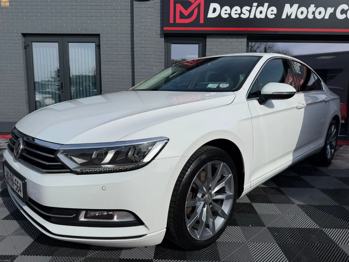 Volkswagen Passat 2018, HEATED SEATS, PARK SENSORS - Image 1