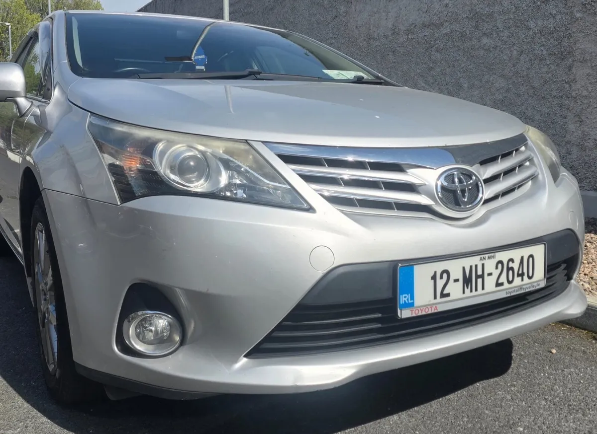 Toyota Avensis 2012 - Image 3