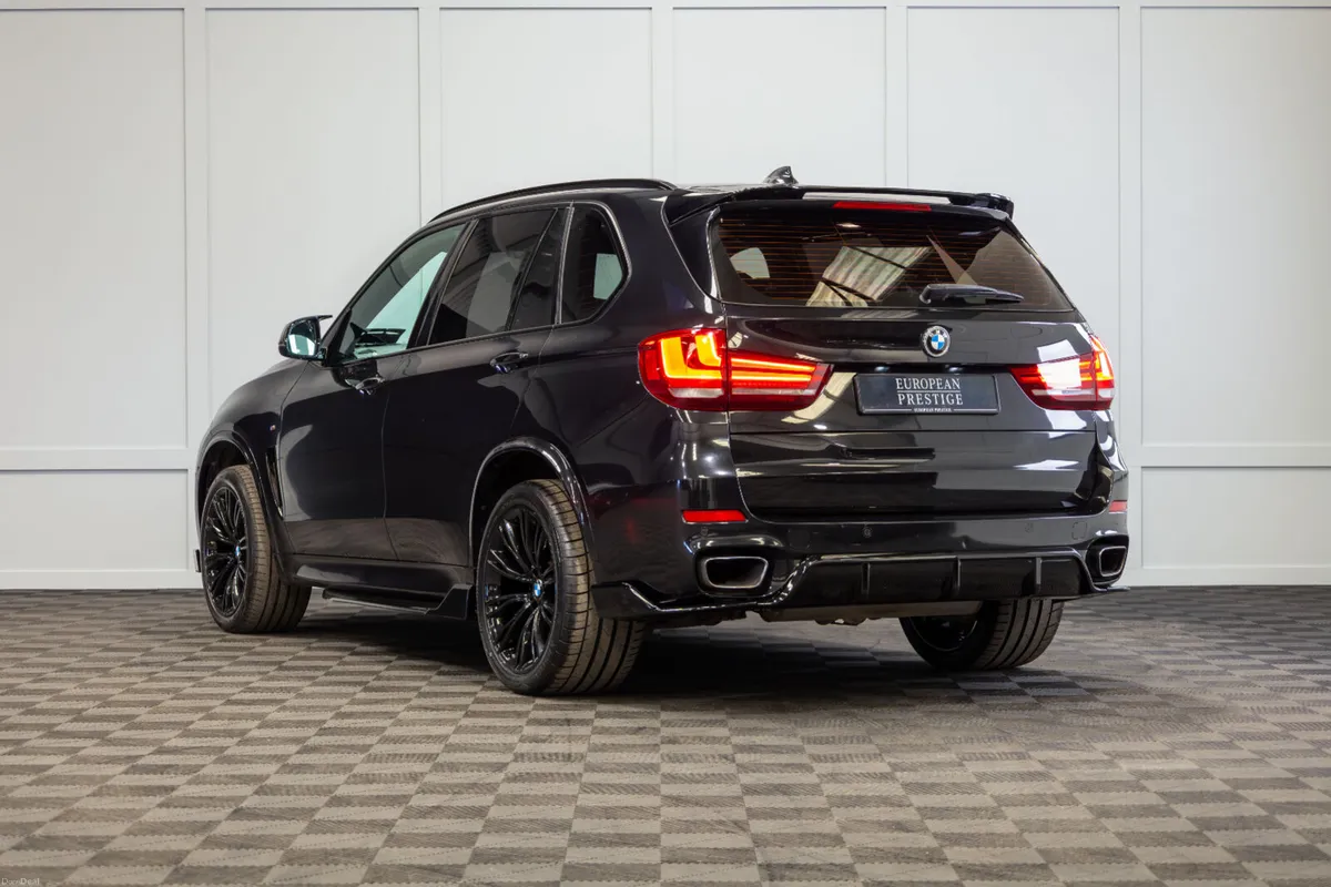 182 BMW X5 X-Drive 25d M-Sport - Image 4
