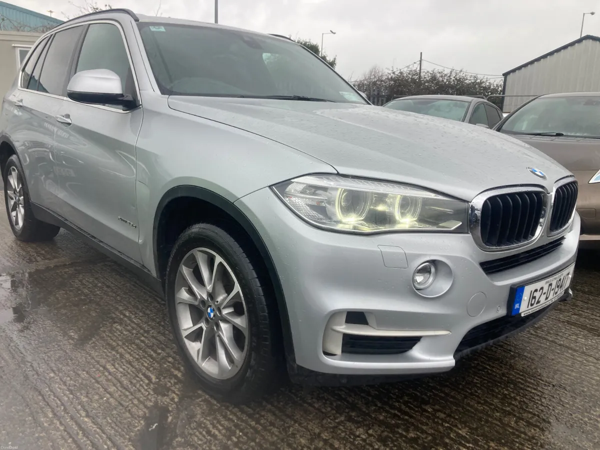 4WD-5 SEATER CREWCAB-FULL BMW HISTORY - Image 1