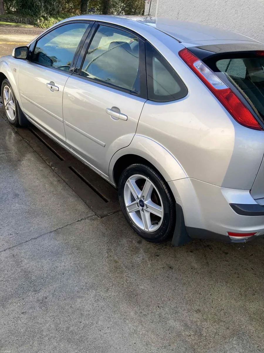 Ford Focus - Image 2