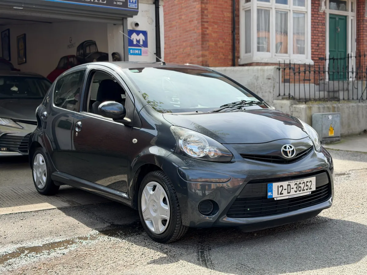 12 Toyota Aygo, 1.0 Petrol, 95Kms, FSH, SIMI - Image 2