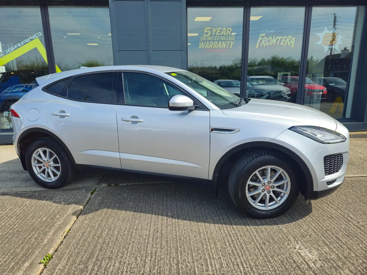 Jaguar E-Pace 2.0D I4 150 PS FWD Manual S - Image 6