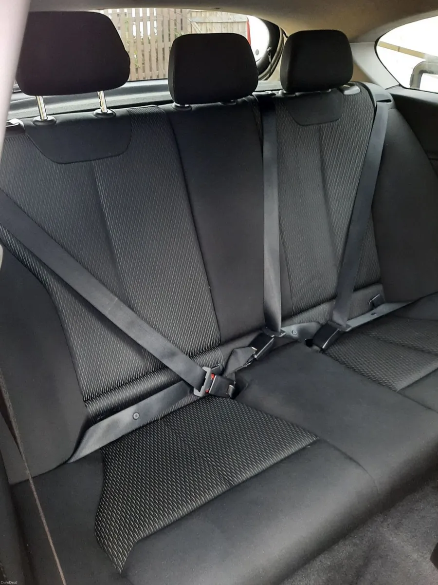 BMW 1-Series 2013 - Image 2