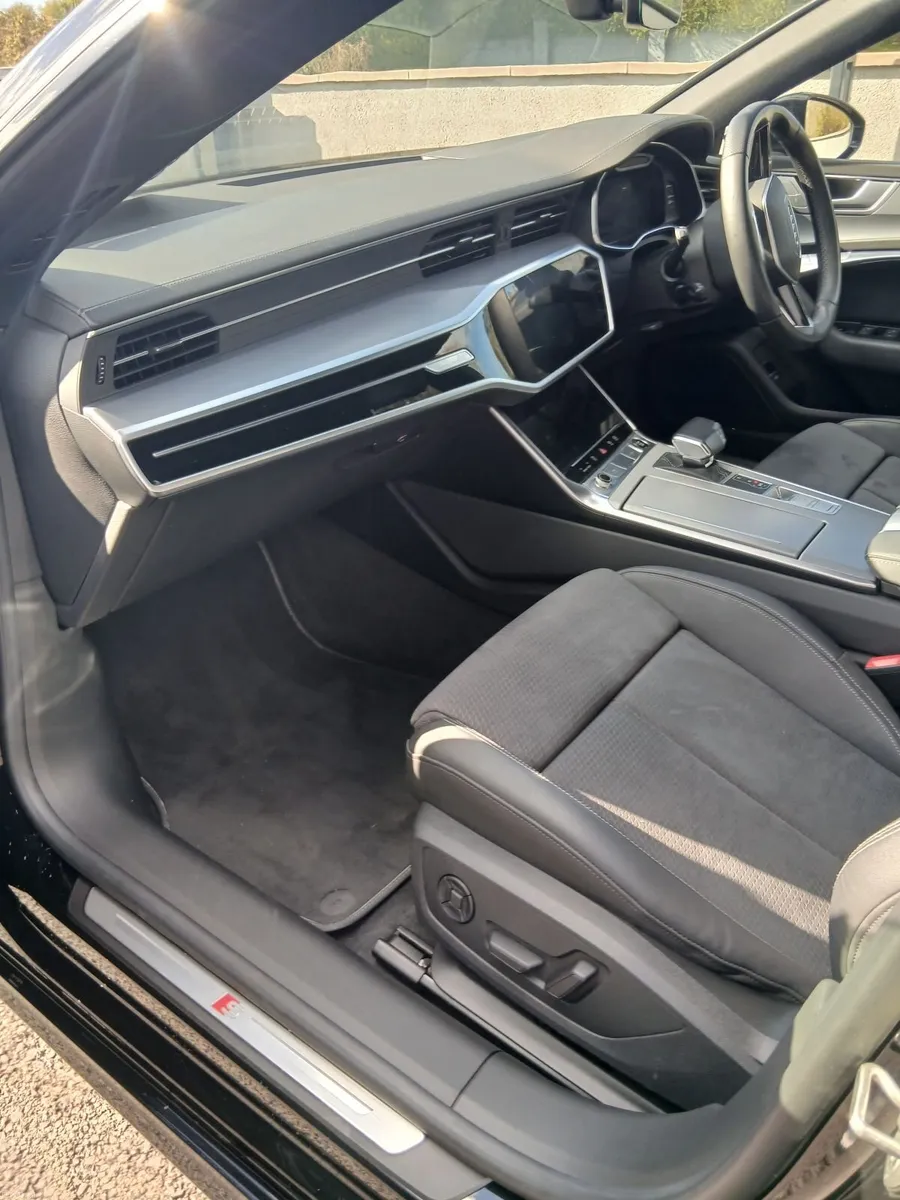 Audi A7 2021 - Image 2