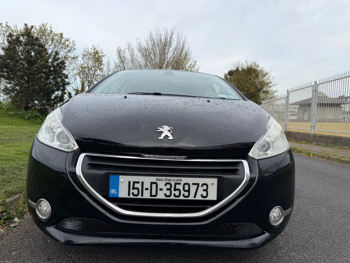Peugeot 208 2015 - Image 2