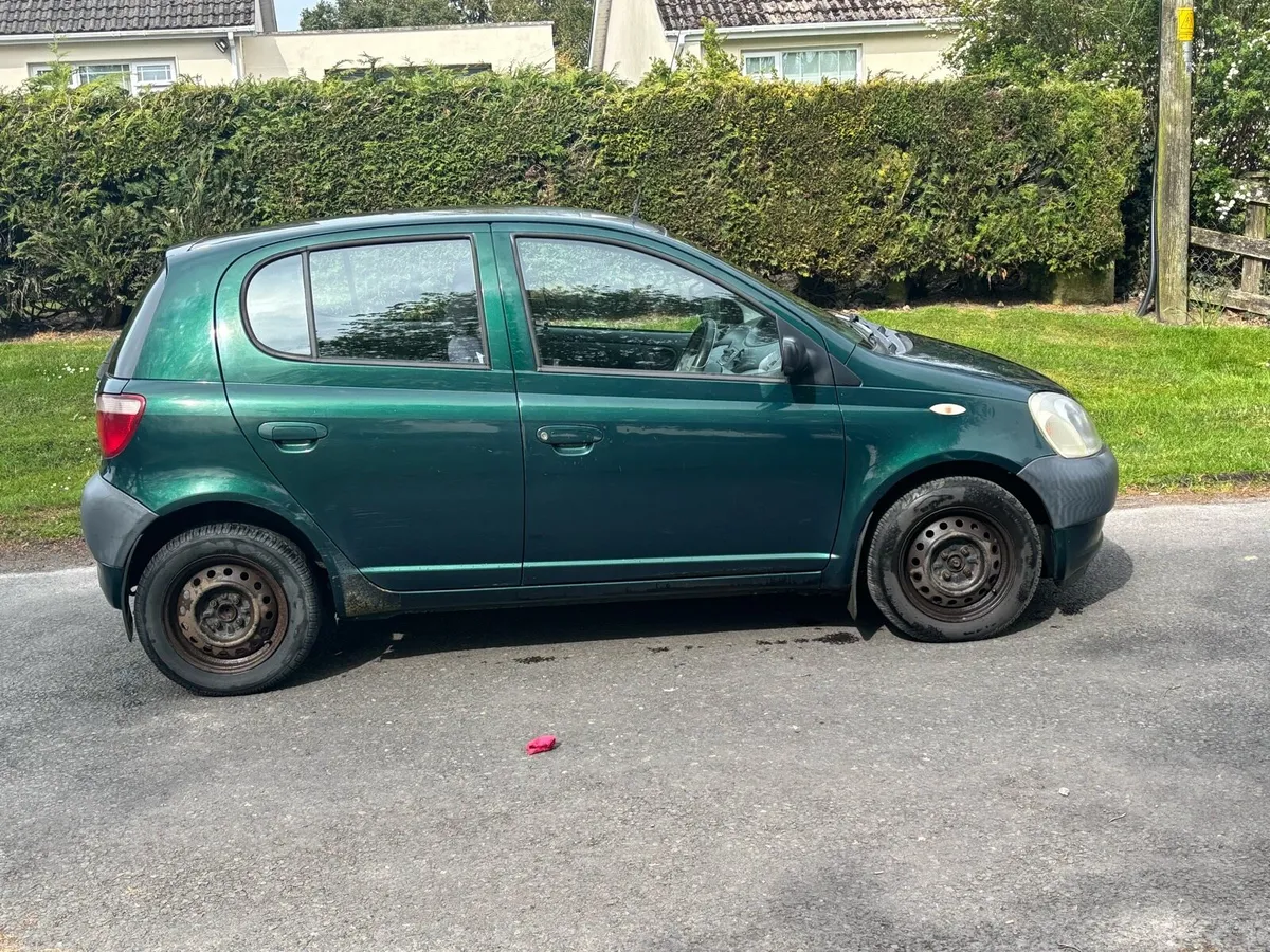Toyota Yaris NCT 01-27 - Image 2