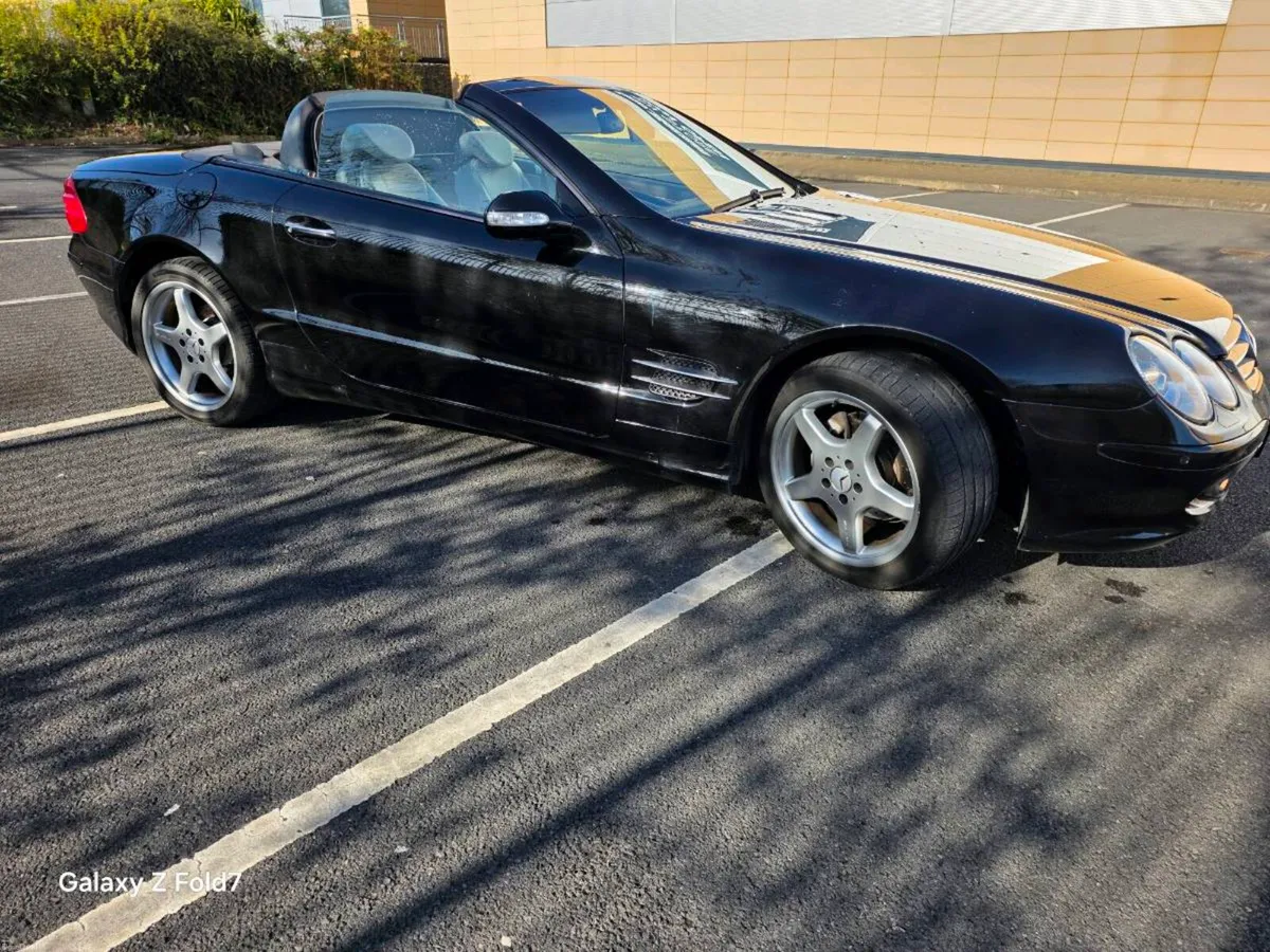 Mercedes SL 350 Convertible - Image 4