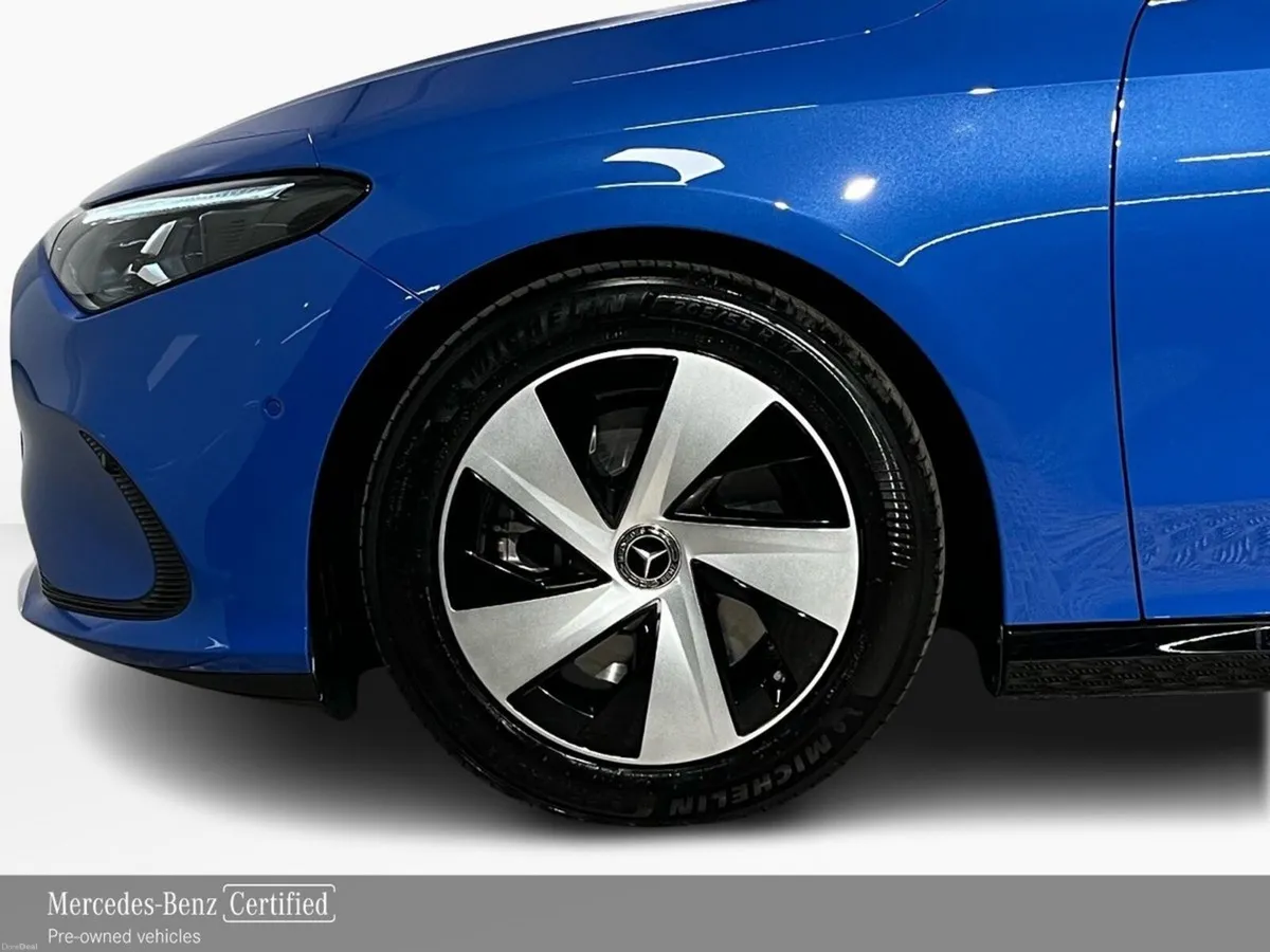 Mercedes-Benz CLA 200 Progressive - High Spec Demo - Image 5