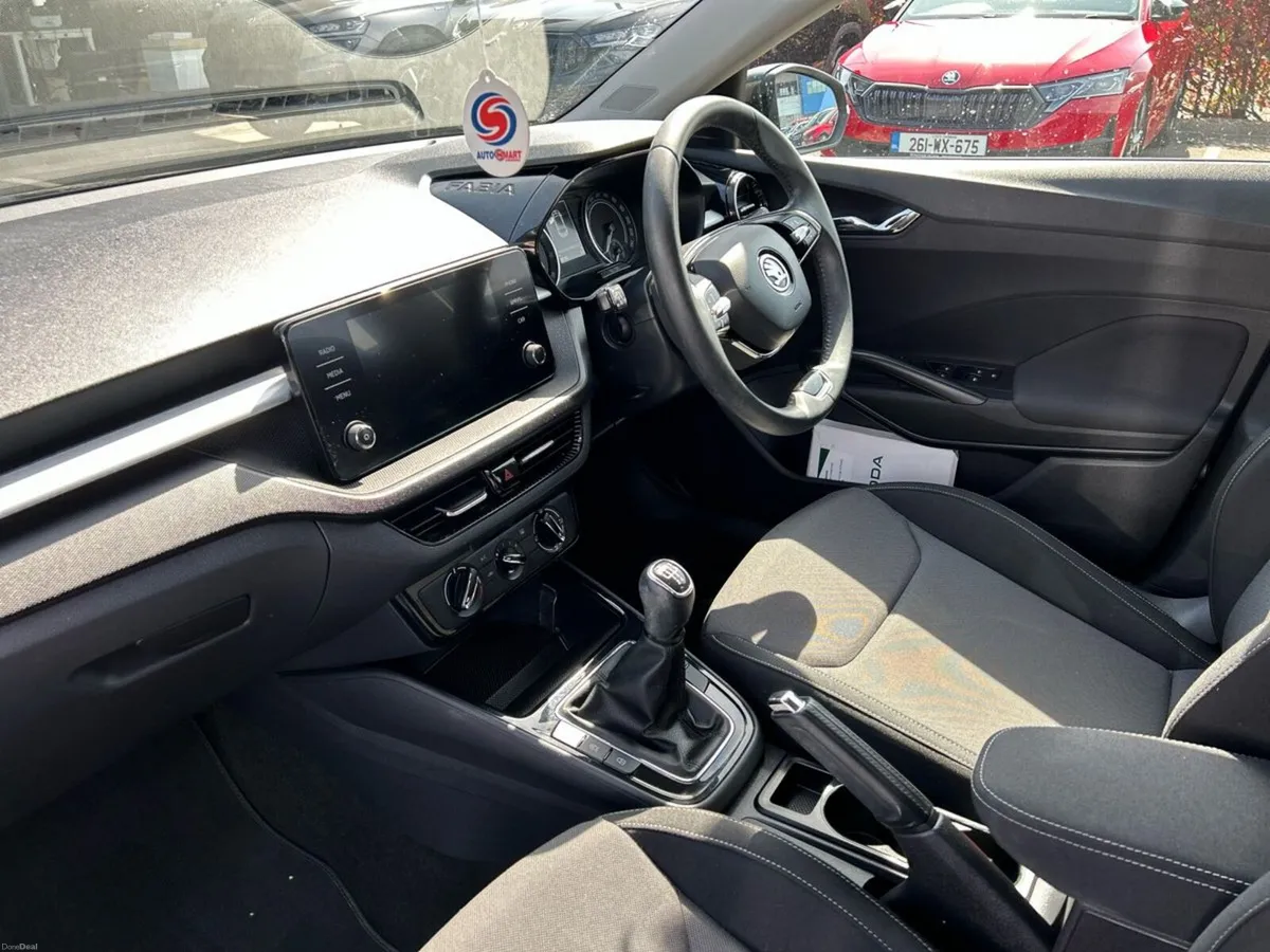 Skoda Fabia 1.0 MPI 65HP AMBITION - Image 3