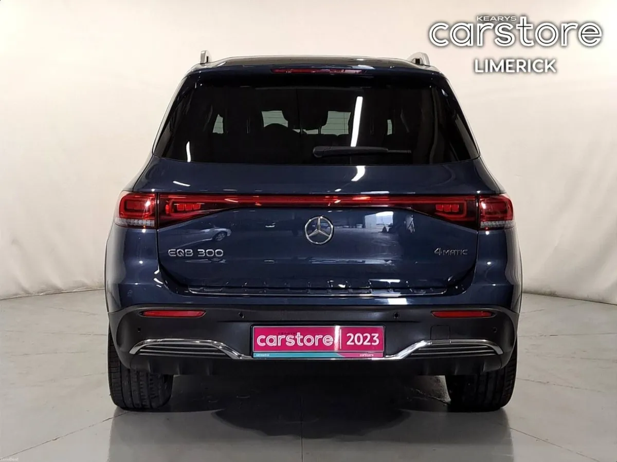 Mercedes-Benz 300 Eqb 300 Amg Lne Premium 4Matic - Image 4