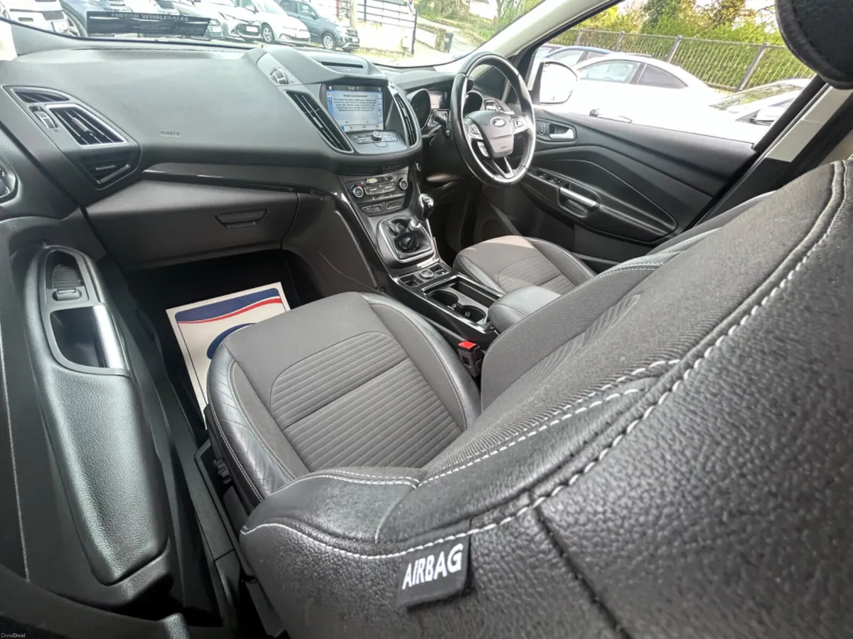 19 Ford Kuga 1.5 TDCI TITANIUM 120PS AS NEW - Image 5