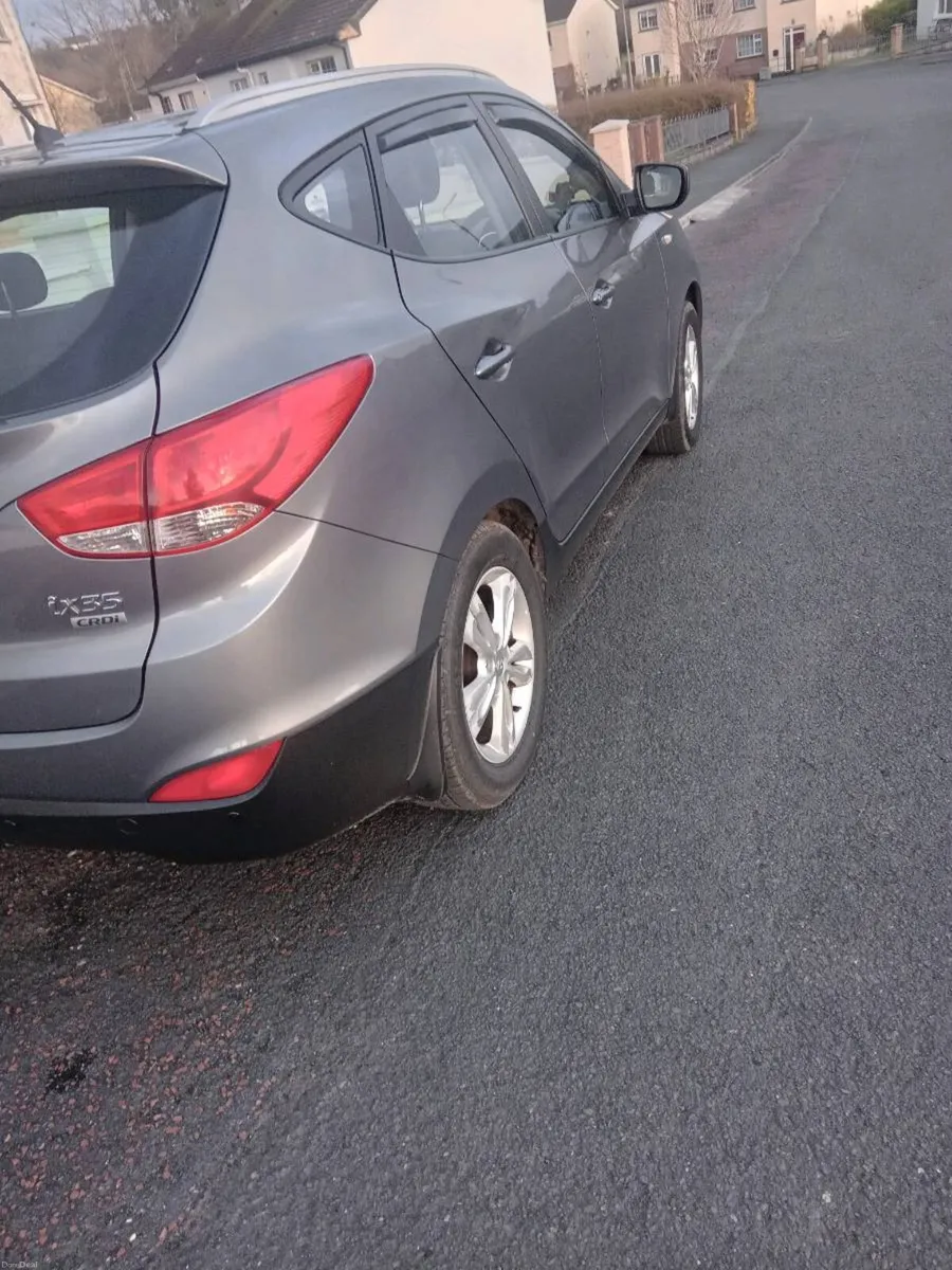Hyundai ix35 1.7 - Image 3