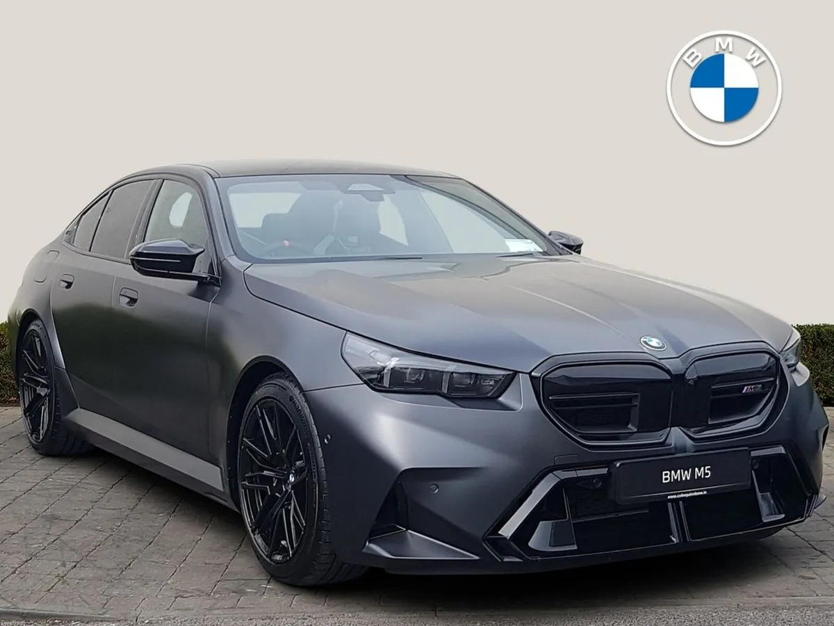 BMW M5 Saloon - Image 1