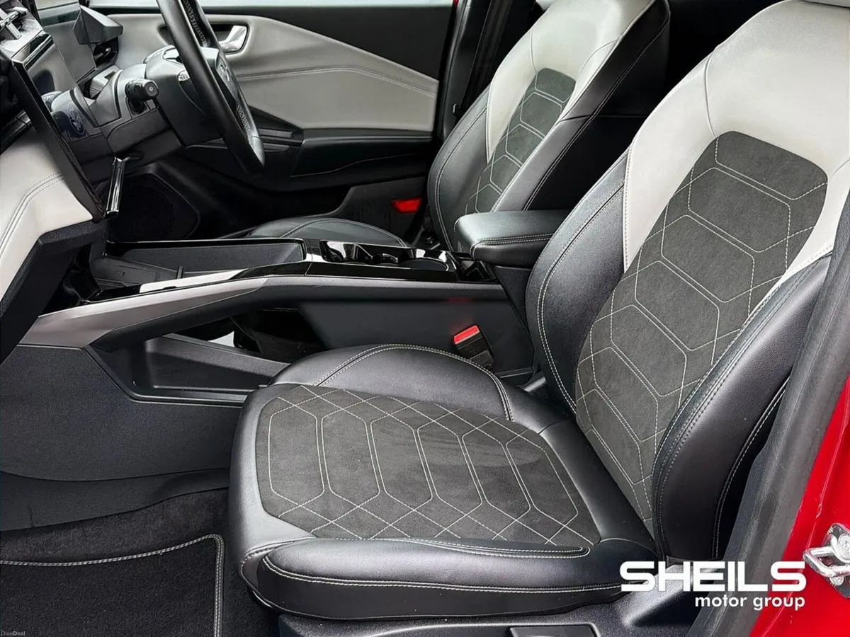 Ford Puma Premium 53KWH 168BHP Automatic - Image 5