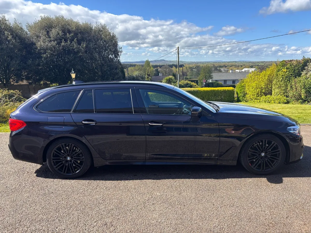 2018 BMW 520D M Sport Touring (G31) – High Spec - Image 2