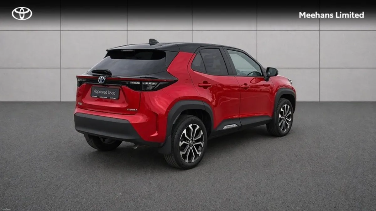 Toyota Yaris Cross YARIS CROSS LUNA SPORT - Image 2