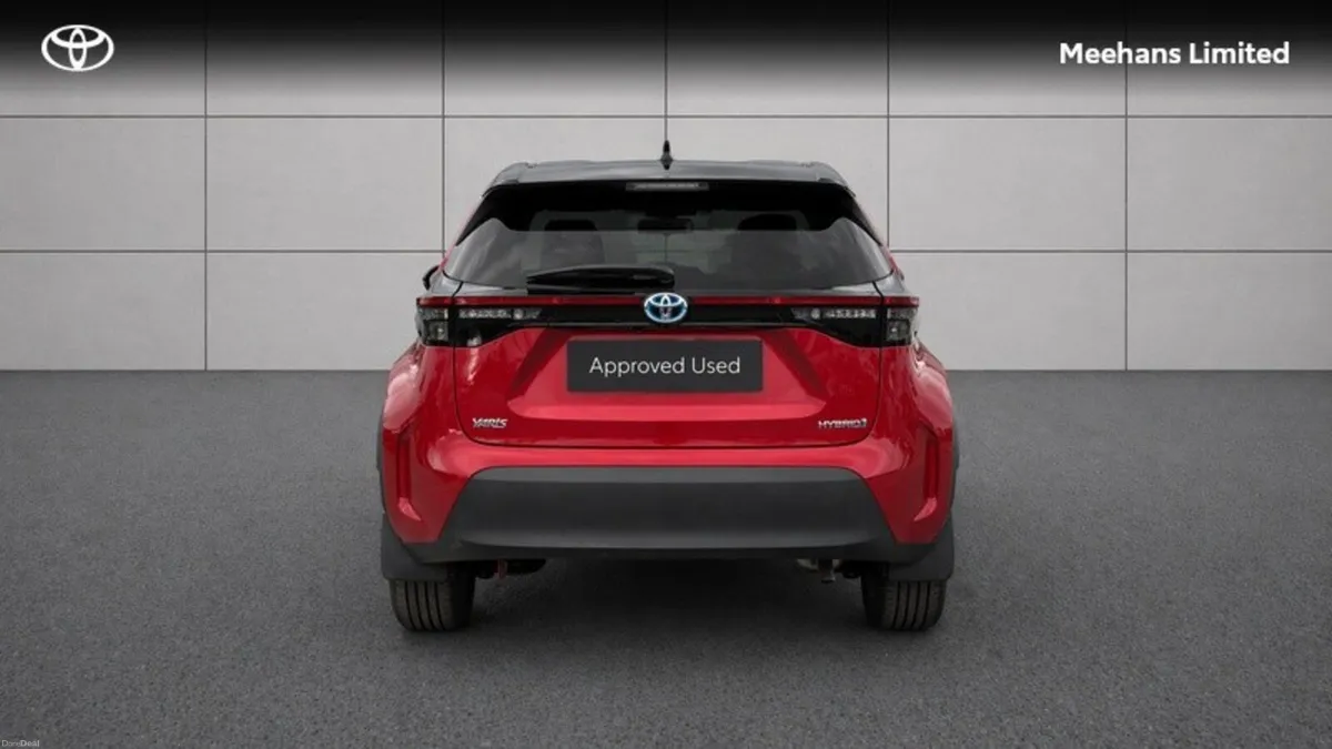 Toyota Yaris Cross YARIS CROSS LUNA SPORT - Image 4