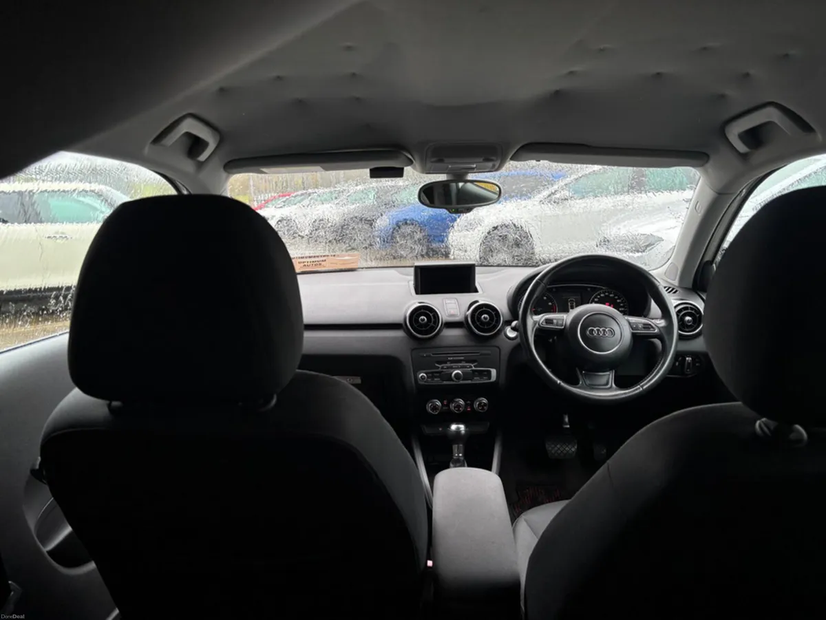 Audi A1 Audi A1 1.4 petrol, auto, alloys - Image 4