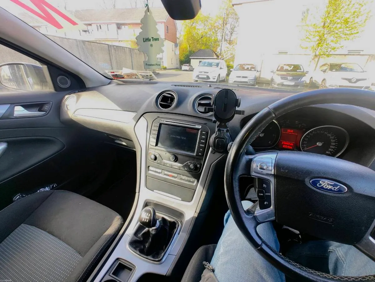 Ford Mondeo 2013 - Image 2