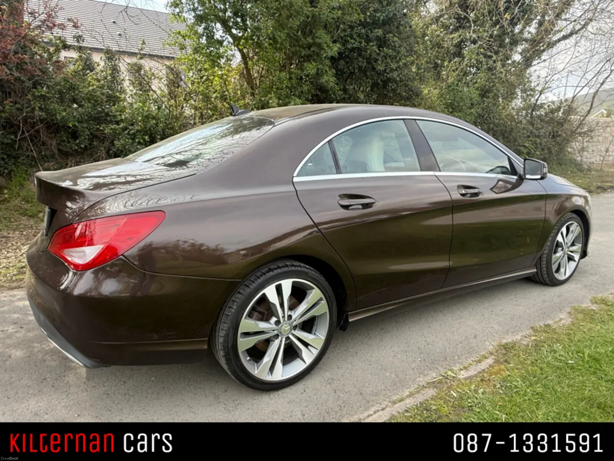 Mercedes-Benz CLA 180 D URBAN 4DR - Image 3