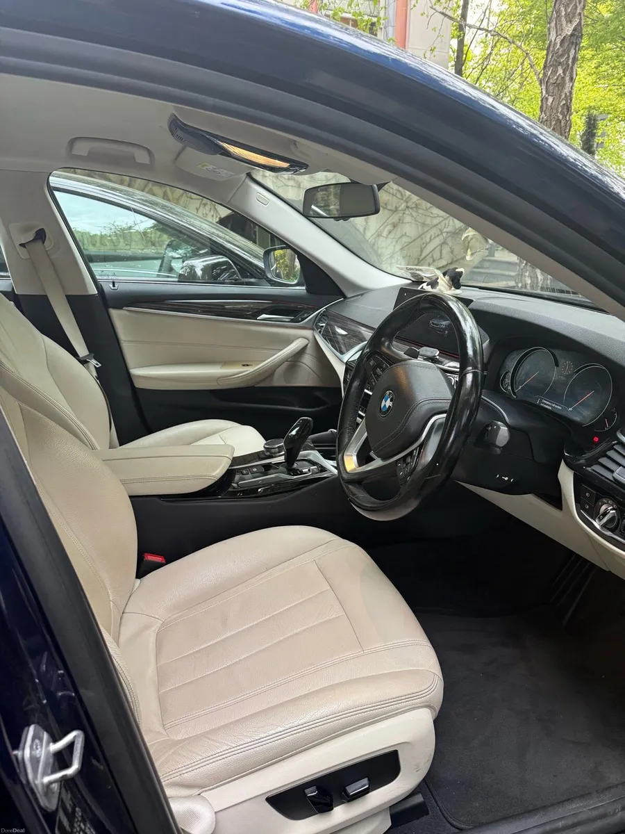 BMW 520 - Image 4