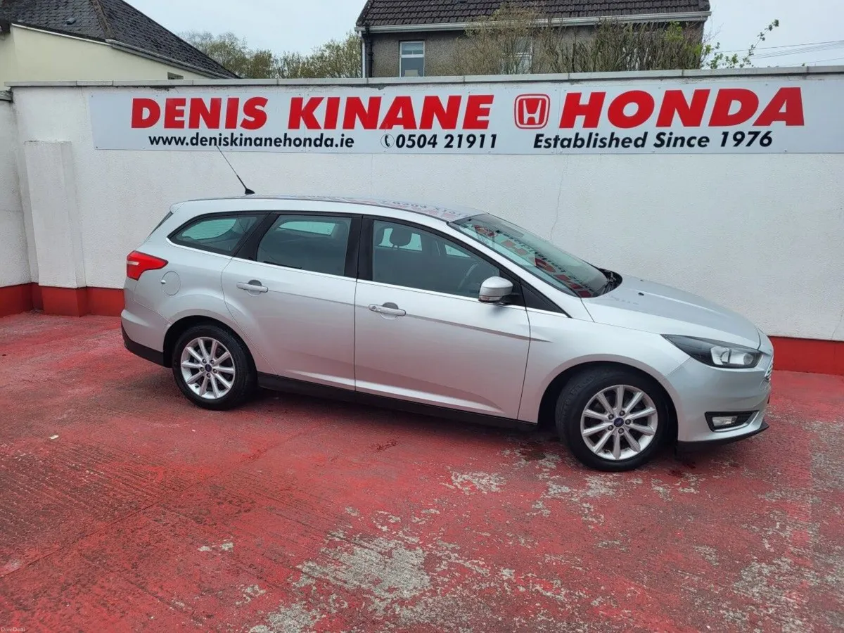 Ford Focus 1.5 TDCi 120PS Titanium PowerShift - Image 1