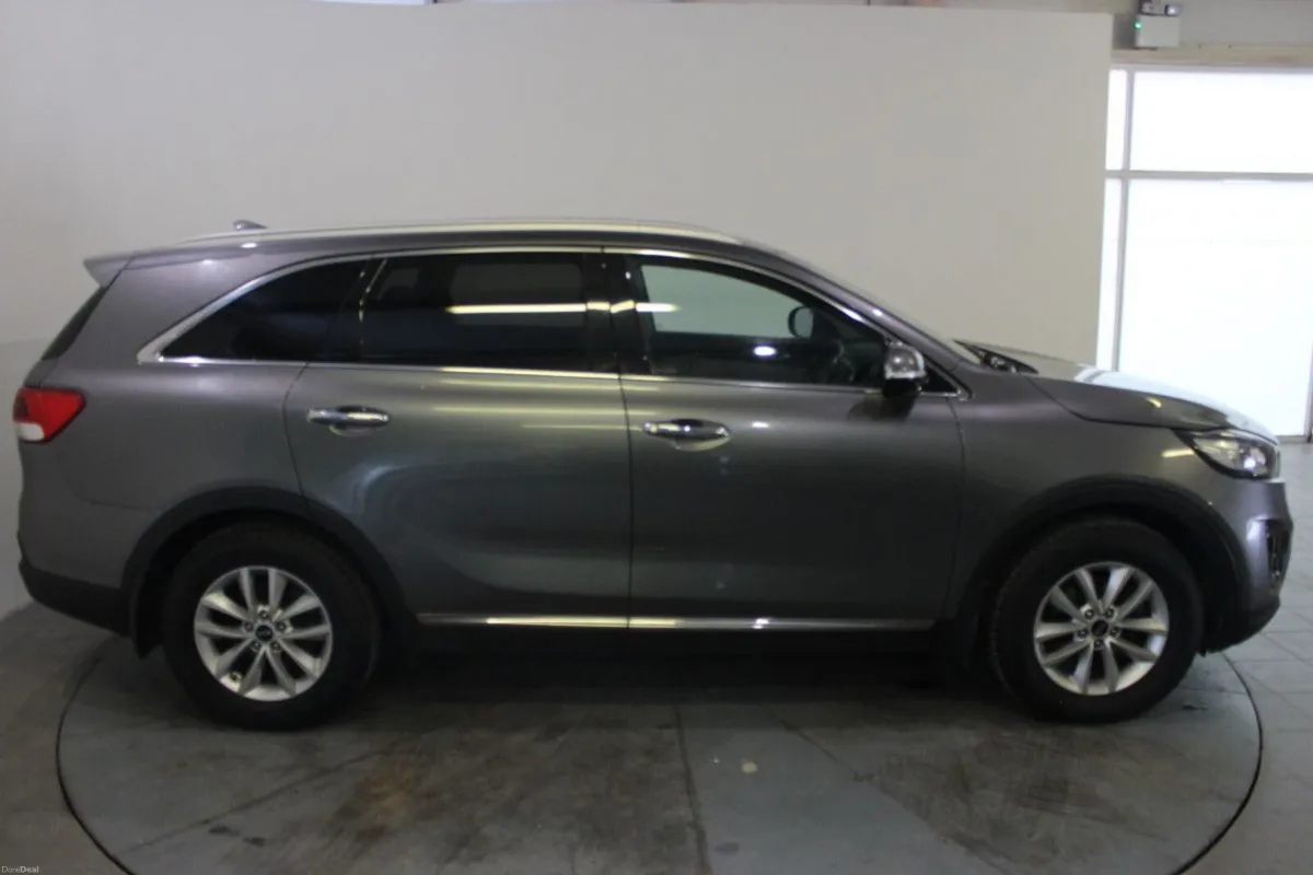 Kia Sorento Platinum 2WD- TENDER 40 - Image 3