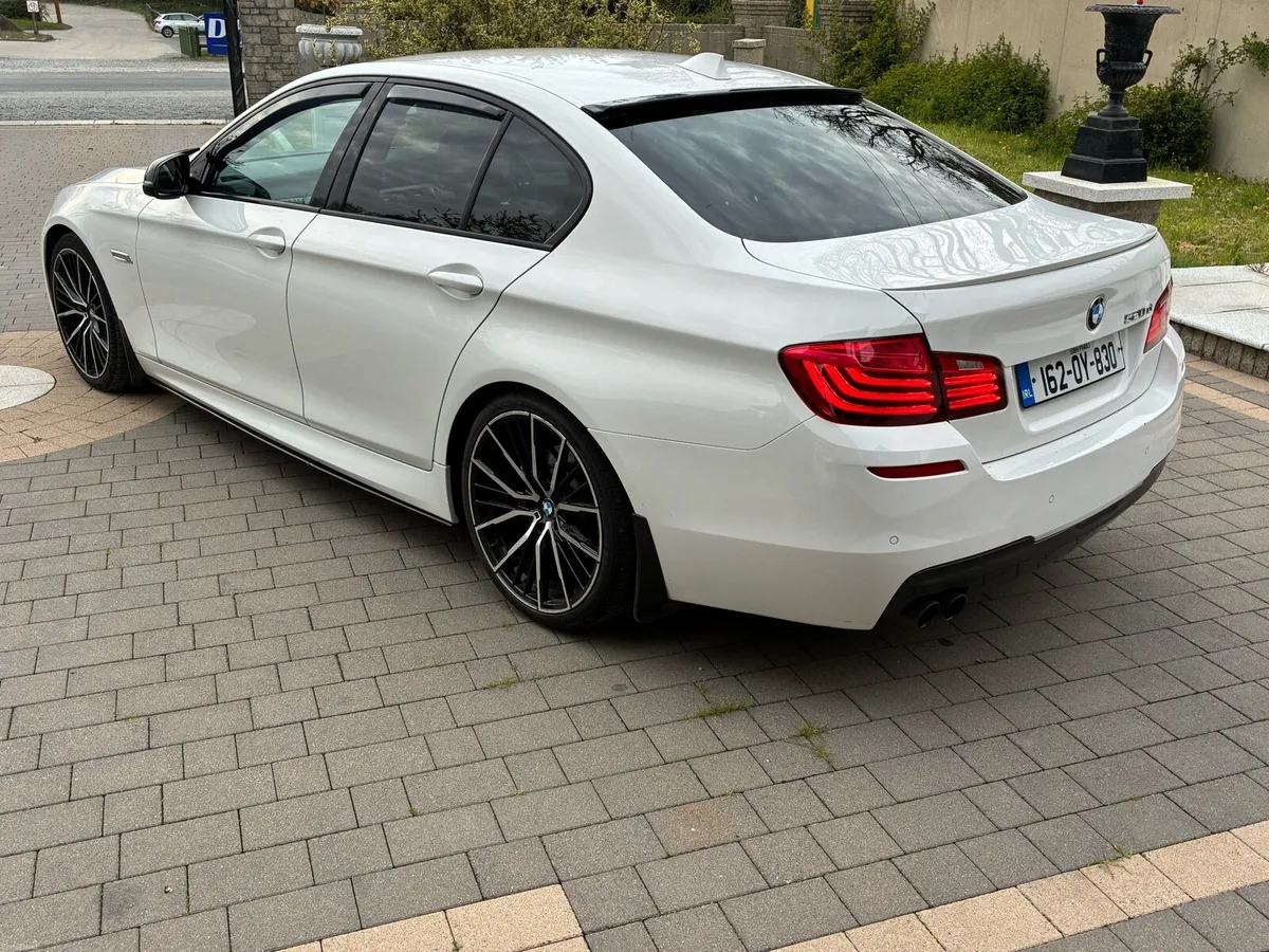 2016 (162) bmw 520d auto m-sport - Image 4