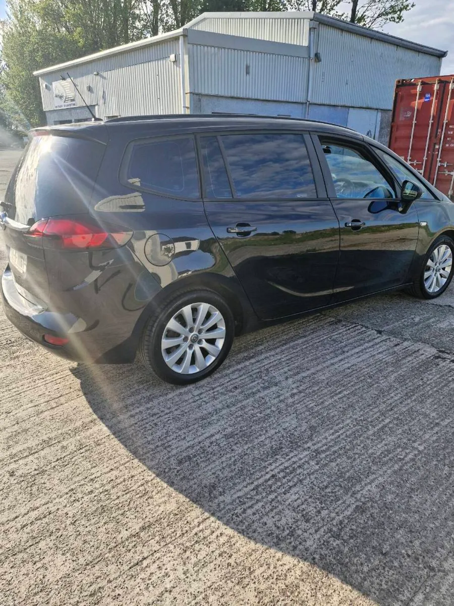 Opel zafira AUTOMATIC - Image 2