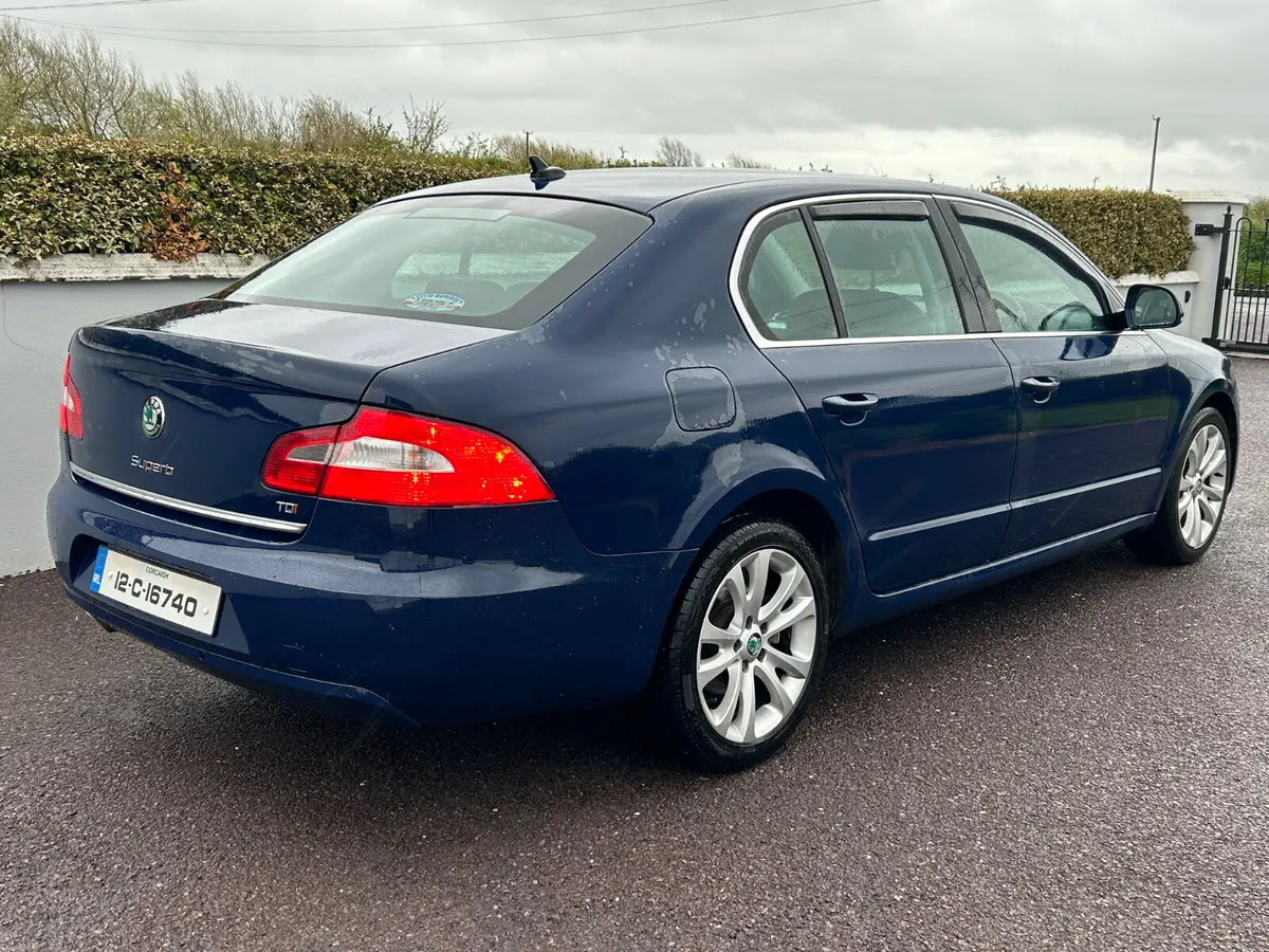 Skoda Superb 2012 low miles - Image 4