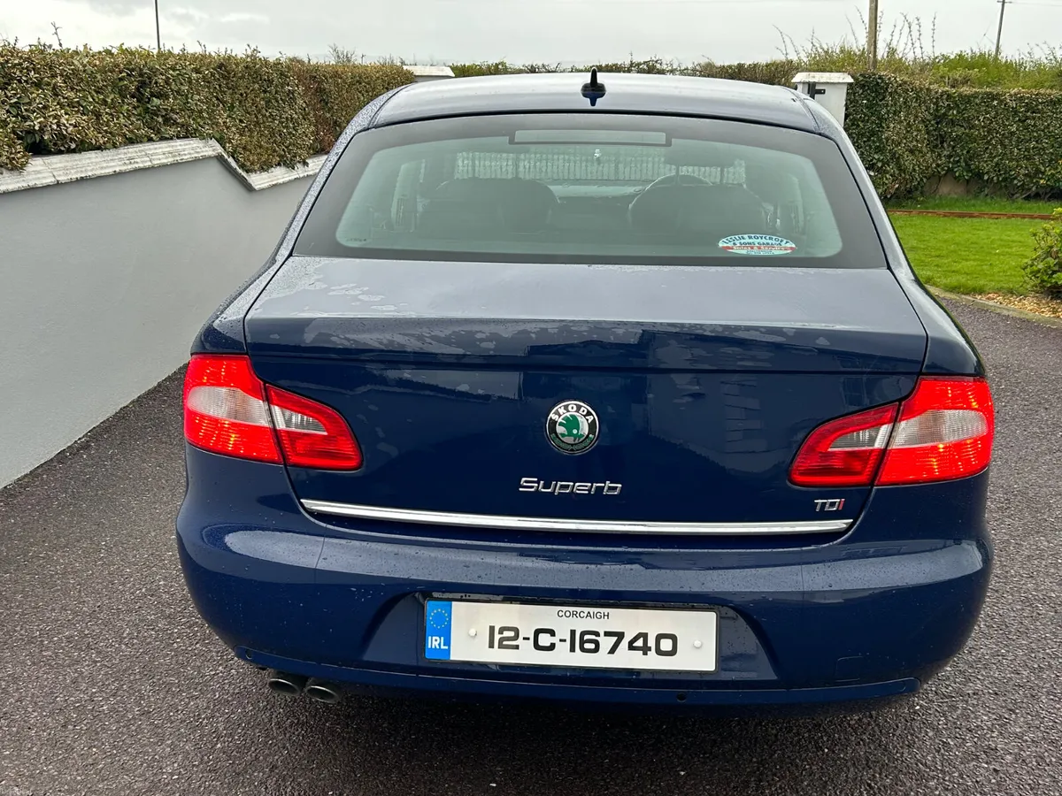 Skoda Superb 2012 low miles - Image 2