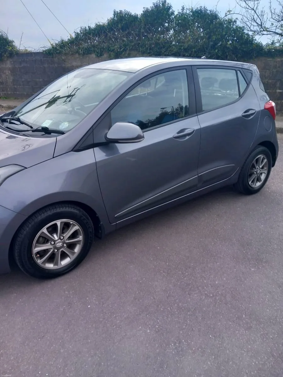 2015 Hyundai i10 Deluxe 1 Litre - Image 2