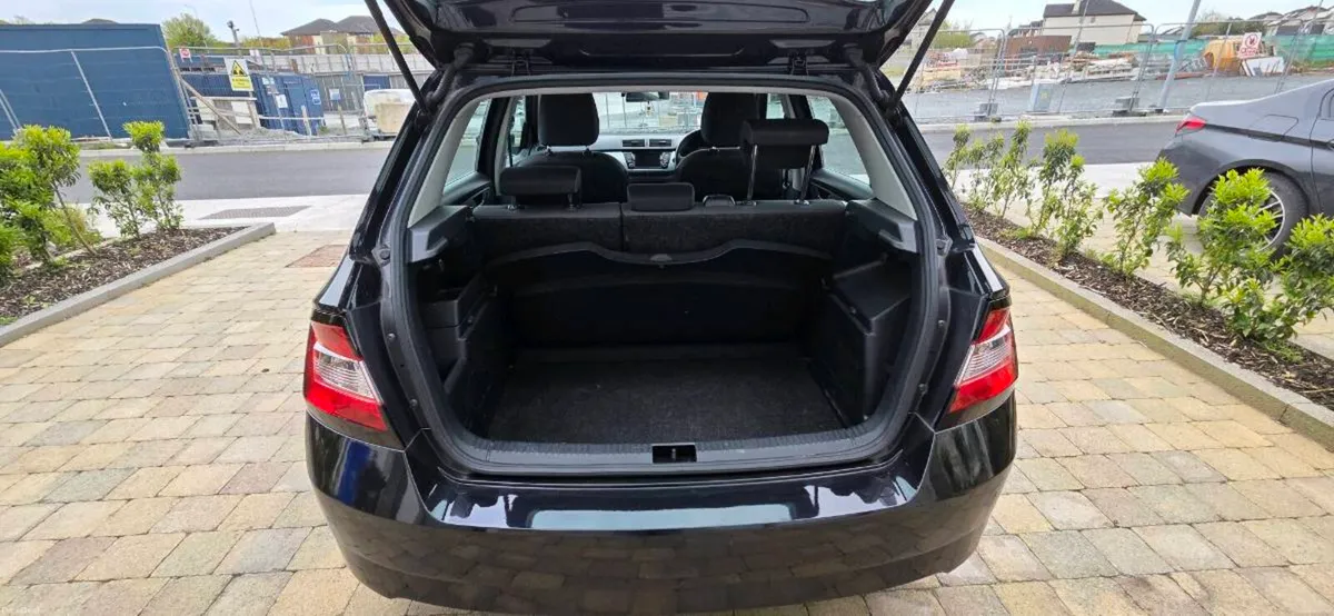 SKODA FABIA AMBITON 1.0 TSI 95BHP 4DR - Image 4