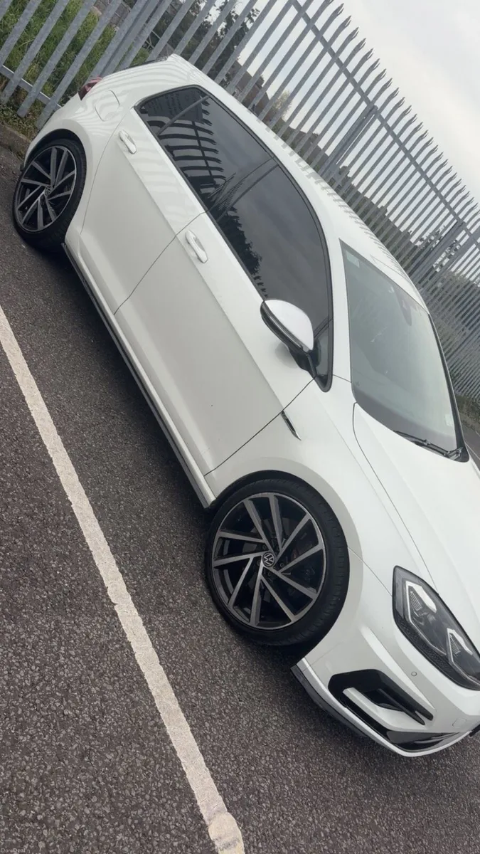 Vw golf r - Image 1